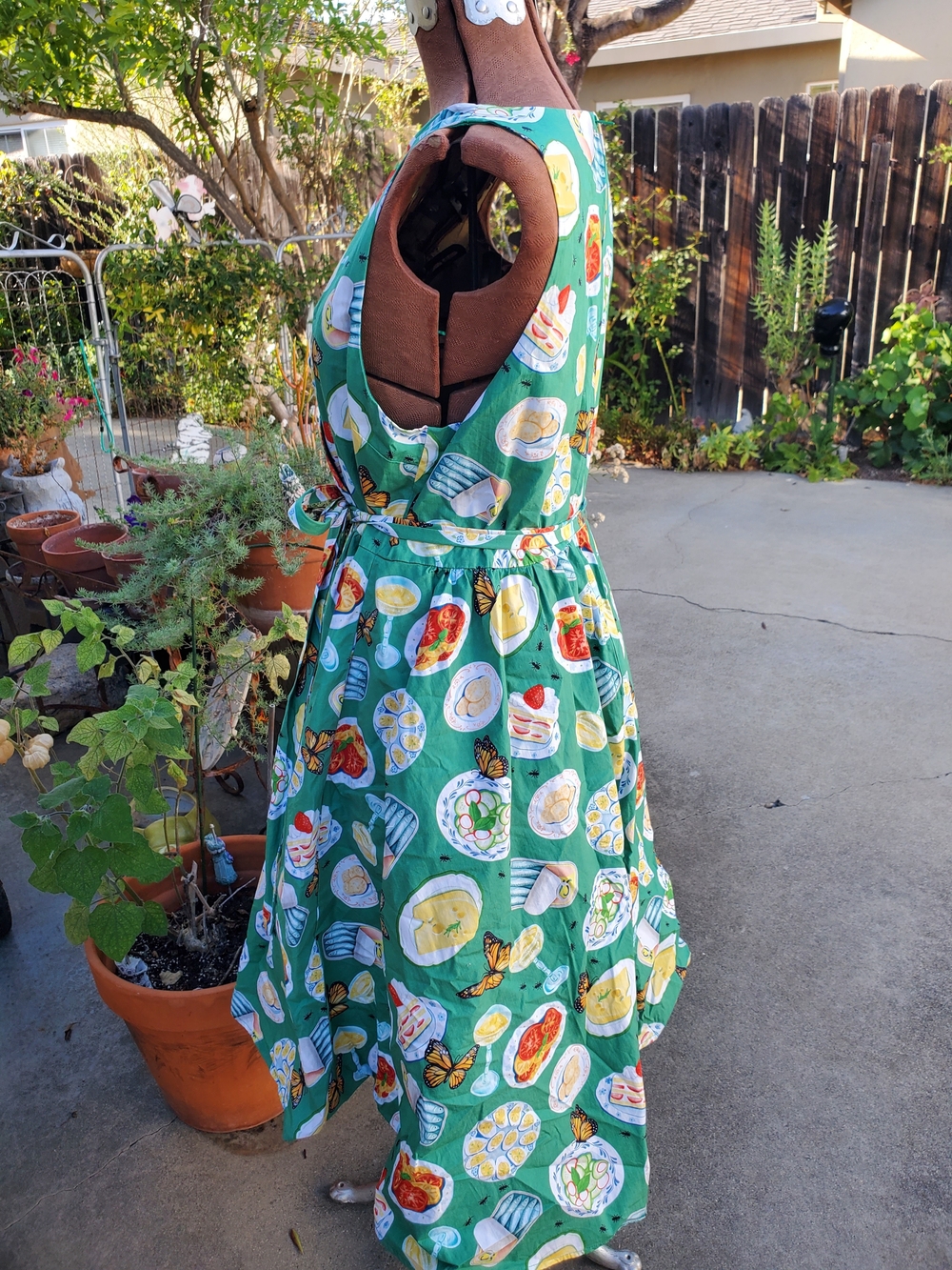 Modcloth Green Sleeveless Wrap Dress with Playful Food & Butterfly Print - Picture 3 of 8